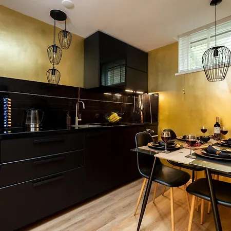 Golden Rays Scheveningen 180b Apartment